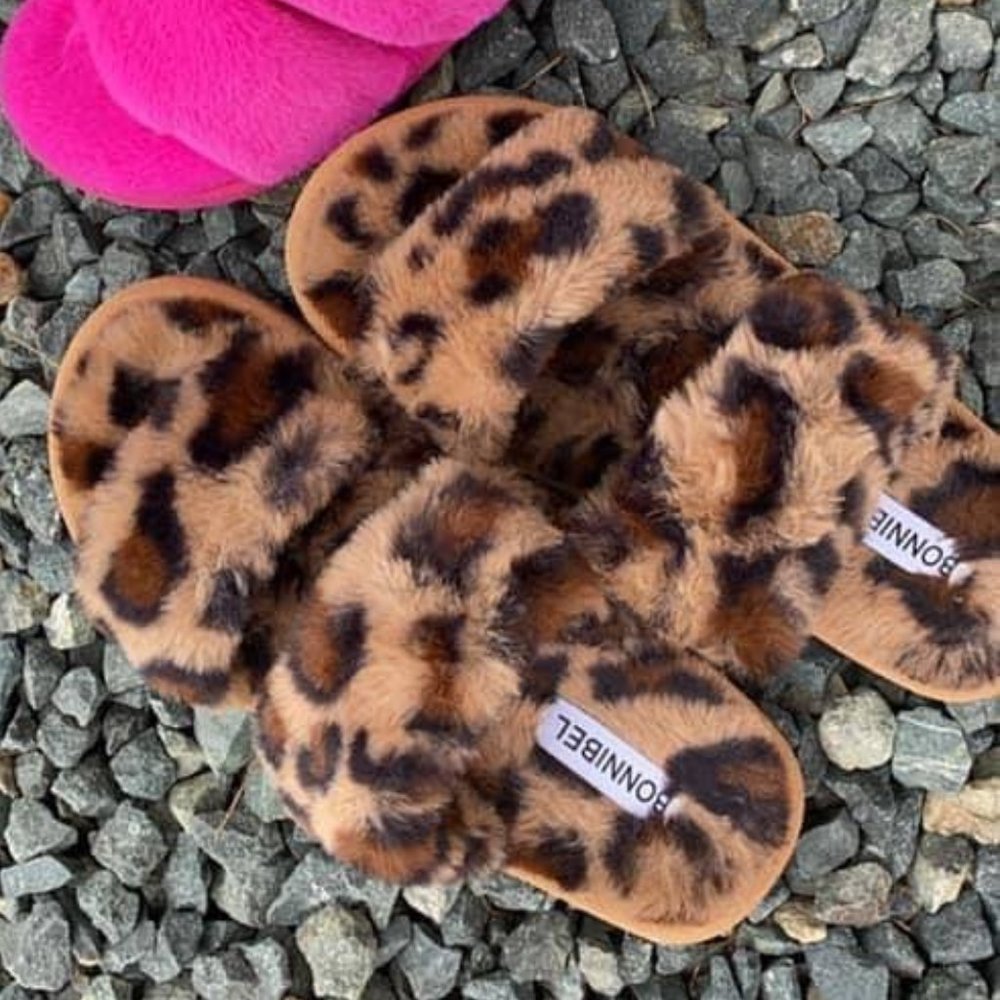 NEW Double Strap Fuzzy Slippers Slip-On Leopard Sandals - Picture 2 of 3